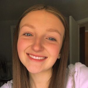 Meet your Posher, Catherine